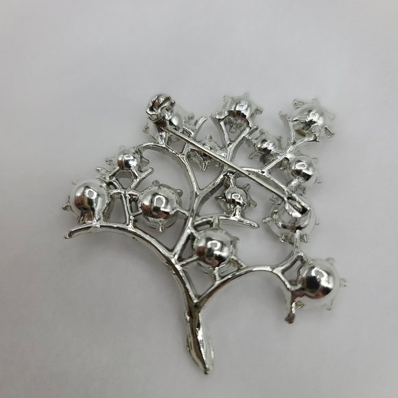 Vintage Rhinestone & Silver Tone Brooch pin - Picture 2 of 2